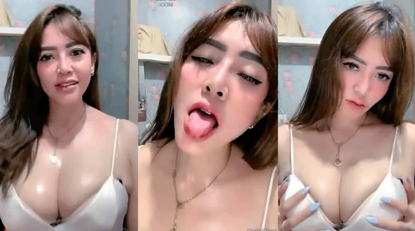 Di Paksa Ayang Yang Udah Kebelet Main Di Toilet Umum